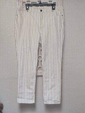 Chico's 2.5 (US 14) So Slimming Girlfriend Slim Leg Pants Cream w/ Black Stripes